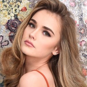 Meet Your Posher, Macy!